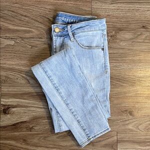 Articles Of Society Light Wash Skinny Jeans Size 24